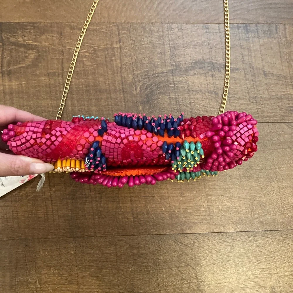 Handcrafted in India NWT Tropical Beaded Clutch Gold Chain Crossbody Purse Viral